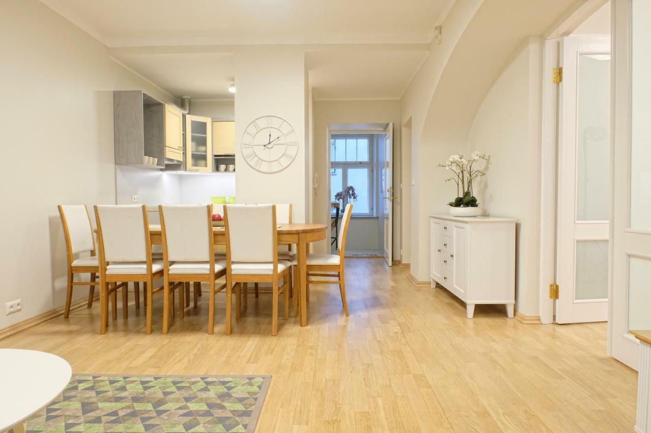 Tallinnhousing Knights And Nobility -3 Bdr Home Exteriör bild